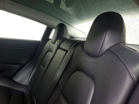 Used 2021 Tesla Model 3 Long Range image 12