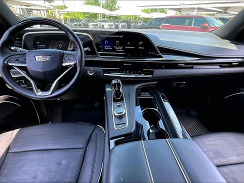 Used 2022 Cadillac Escalade ESV Sport w/ Touring Package RWD image 17