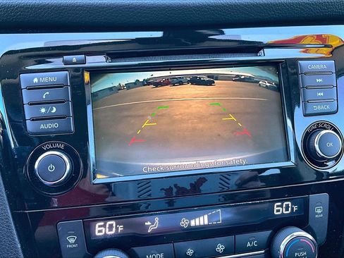 Used 2019 Nissan Rogue Sport SV w/ All-Weather Package FWD image 21