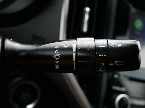 Used 2023 Subaru Forester Premium AWD/4WD image 30