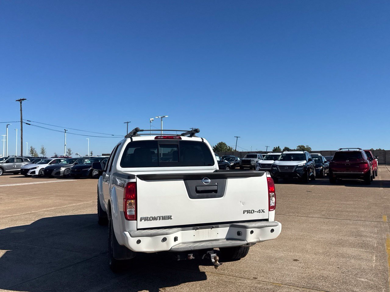 Used 2015 Nissan Frontier PRO-4X w/ Pro-4x Luxury Package AWD/4WD image 22