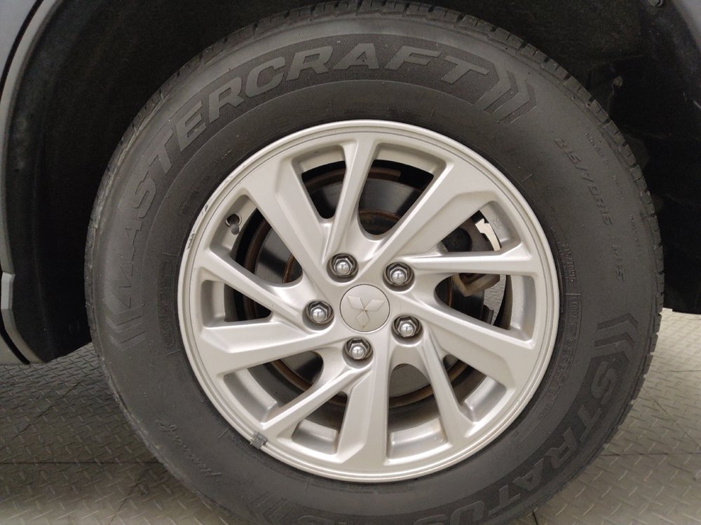 Used 2019 Mitsubishi Eclipse Cross ES AWD/4WD image 31