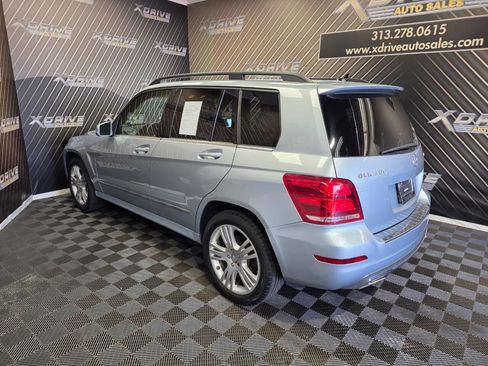 Used 2013 Mercedes-Benz GLK 350 4MATIC image 9