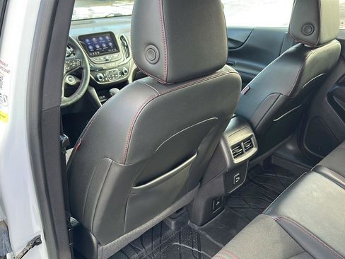 Certified 2024 Chevrolet Equinox RS image 19