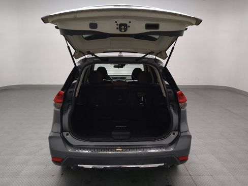 Used 2019 Nissan Rogue S w/ Special Edition Package FWD image 29