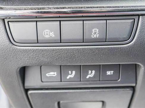 Used 2025 MAZDA MAZDA3 s image 13