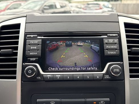Used 2018 Nissan Frontier SV RWD image 20