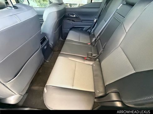 New 2026 Lexus GX 550 AWD/4WD image 13