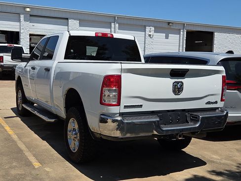 Used 2024 RAM 2500 Big Horn AWD/4WD image 3