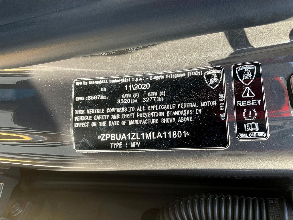 Used 2021 Lamborghini Urus AWD/4WD image 18