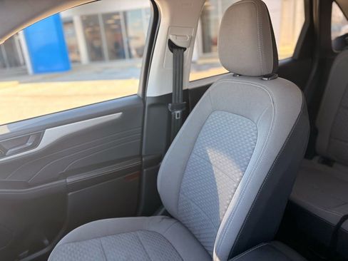 Used 2022 Ford Escape SE AWD/4WD image 24