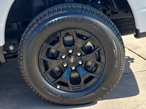 New 2025 Ford F150 Lightning XLT image 37