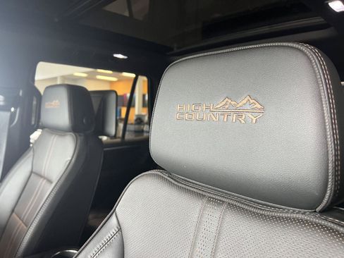Used 2026 Chevrolet Tahoe High Country AWD/4WD image 15