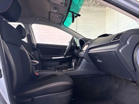 Used 2017 Subaru Crosstrek 2.0i Premium w/ Popular Package #2 AWD/4WD image 16