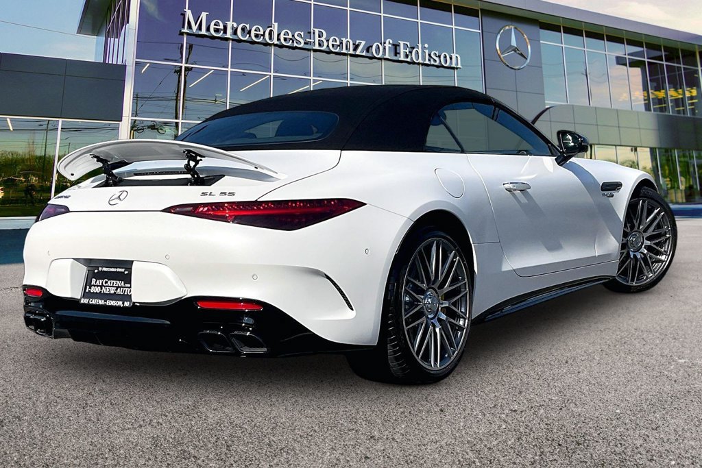 Certified 2022 Mercedes-Benz SL 55 AMG 4MATIC image 10