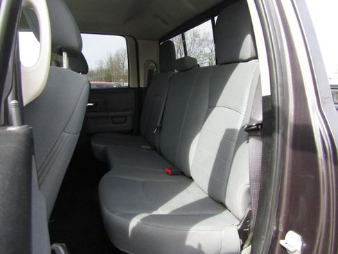 Used 2017 RAM 1500 Classic SLT image 18