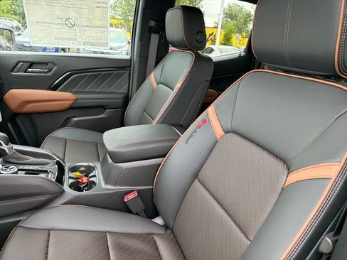 New 2026 GMC Canyon AT4 w/ Technology Plus Package AWD/4WD image 20