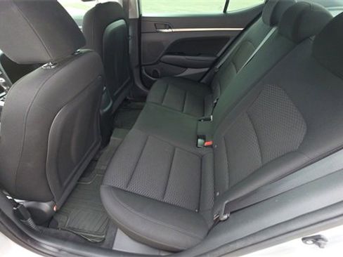 Used 2019 Hyundai Elantra SEL w/ Cargo Package image 17