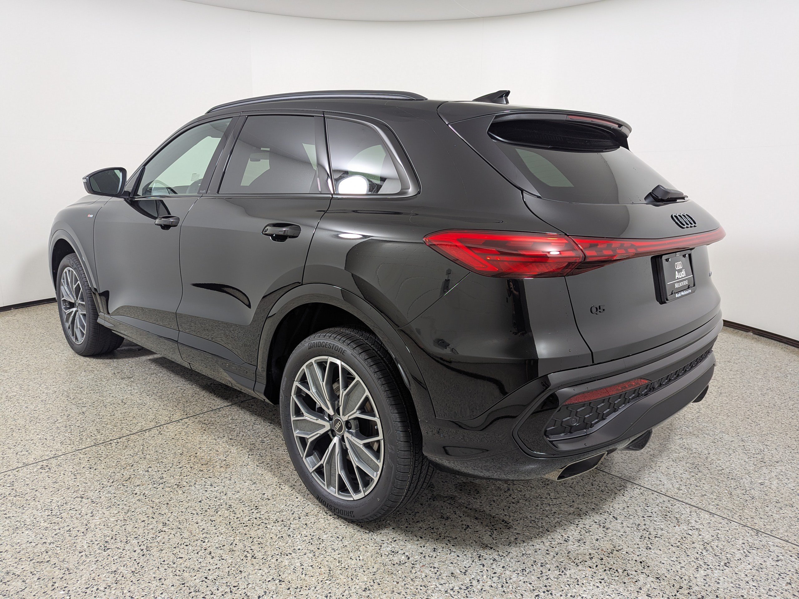 New 2026 Audi Q5 Premium Plus AWD/4WD image 5