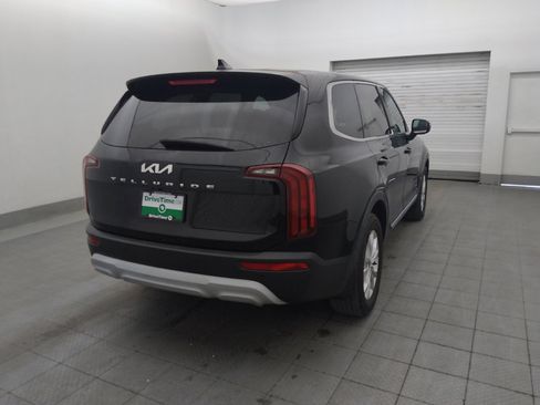 Used 2022 Kia Telluride LX FWD image 9