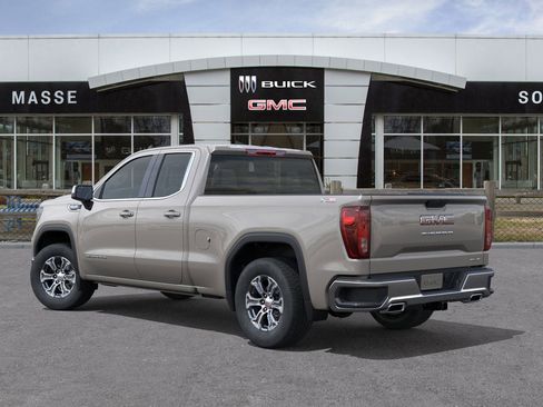 New 2026 GMC Sierra 1500 SLE image 3