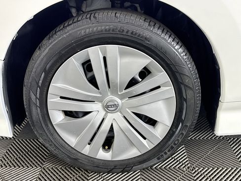 Used 2023 Nissan Leaf S image 37