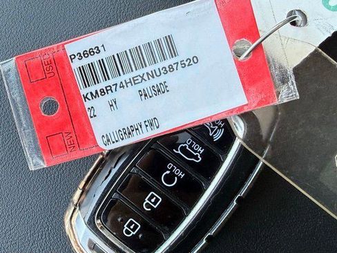 Used 2022 Hyundai Palisade Calligraphy w/ Cargo Package FWD image 17