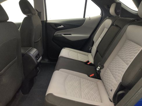 Used 2019 Chevrolet Equinox LS AWD/4WD image 18