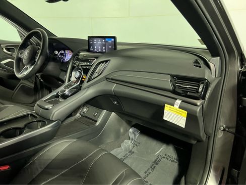 Used 2026 Acura RDX SH-AWD image 30