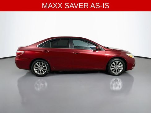 Used 2017 Toyota Camry XLE FWD image 7