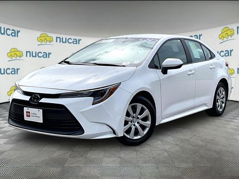 Certified 2024 Toyota Corolla LE FWD image 3