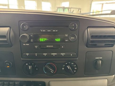 Used 2005 Ford F250 XLT AWD/4WD image 39