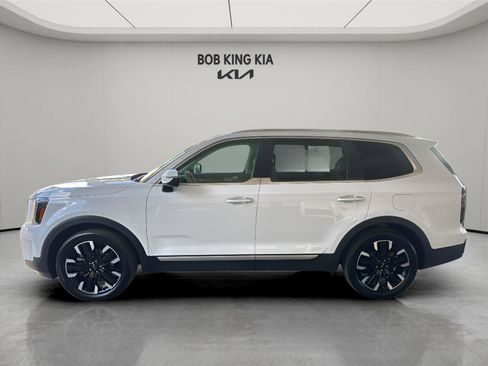 Used 2025 Kia Telluride SX Prestige AWD/4WD image 2