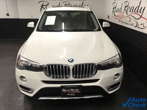 Used 2017 BMW X3 xDrive28i image 4
