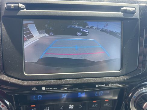 Used 2019 Toyota 4Runner Limited AWD/4WD image 33