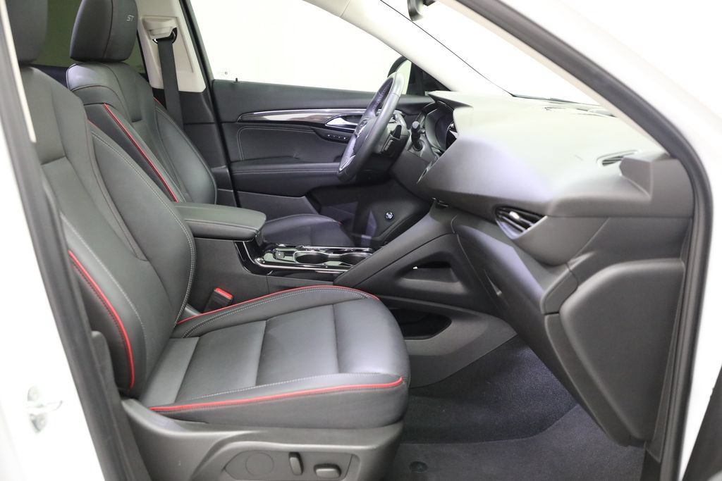Certified 2023 Buick Envision Essence w/ Sport Touring Package AWD/4WD image 11