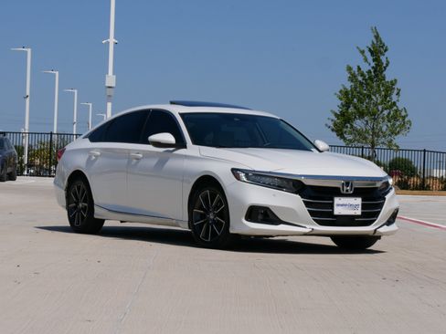 Used 2021 Honda Accord EX-L image 2