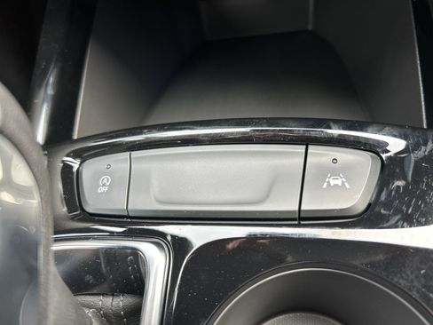 New 2025 Chevrolet Trax LT w/ Driver Confidence Package image 51