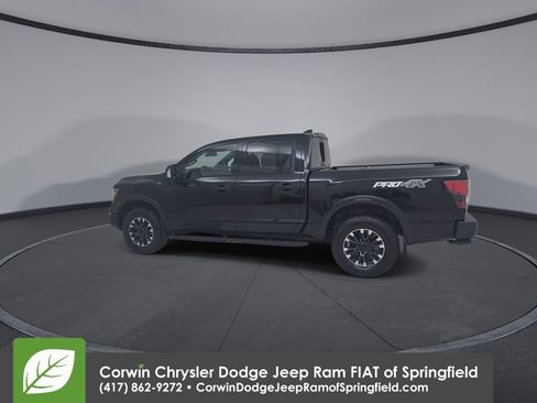 Used 2023 Nissan Titan PRO-4X w/ Pro-4x Convenience Package image 11