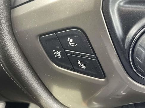 Used 2017 Chevrolet Silverado 1500 High Country image 28