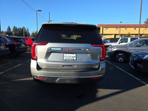 Used 2023 GMC Yukon SLT image 6