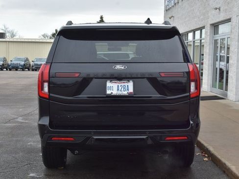 Used 2025 Ford Expedition Platinum w/ Stealth Performance Package image 5