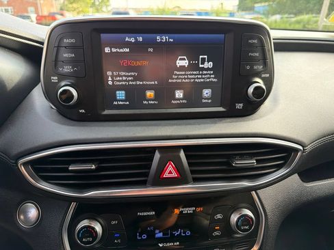 Used 2019 Hyundai Santa Fe SEL AWD/4WD image 22