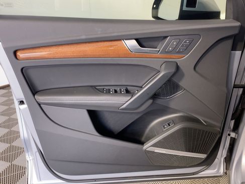 Used 2023 Audi Q5 2.0T Premium Plus w/ Premium Plus Package image 10