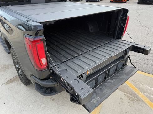 Used 2020 GMC Sierra 1500 AT4 w/ AT4 Premium Package AWD/4WD image 23