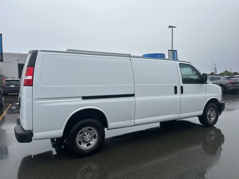 Used 2023 Chevrolet Express 2500 Extended w/ Driver Convenience Package image 3