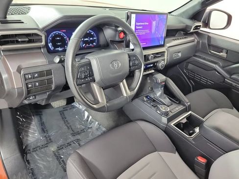 Used 2025 Toyota Tacoma TRD Off-Road AWD/4WD image 18