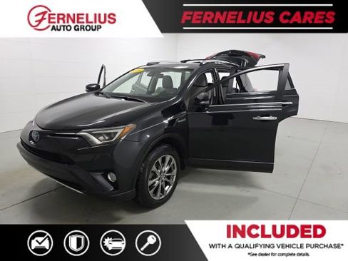 Used 2016 Toyota RAV4 Limited image 10