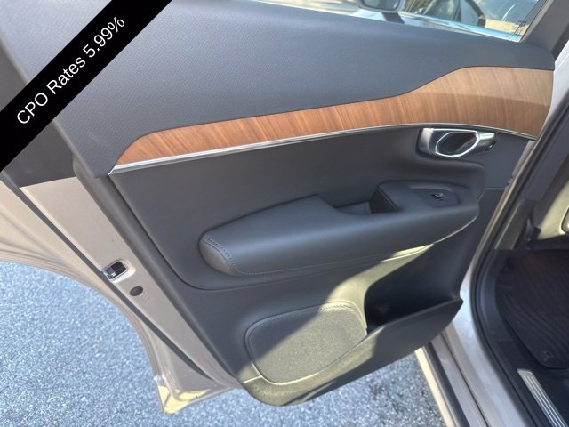 Certified 2025 Volvo XC90 B6 Plus AWD/4WD image 17