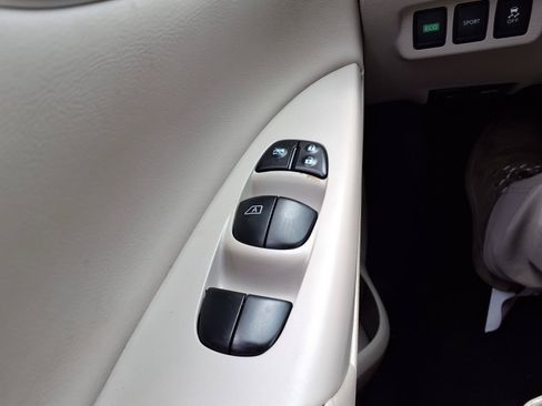 Used 2015 Nissan Sentra SL FWD image 10